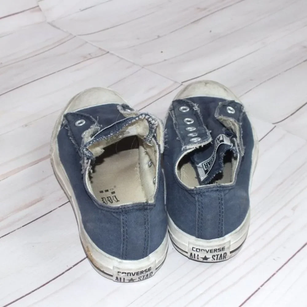 CONVERSE‎ CHUCK TAYLOR SLIP ON KIDS SIZE 3
